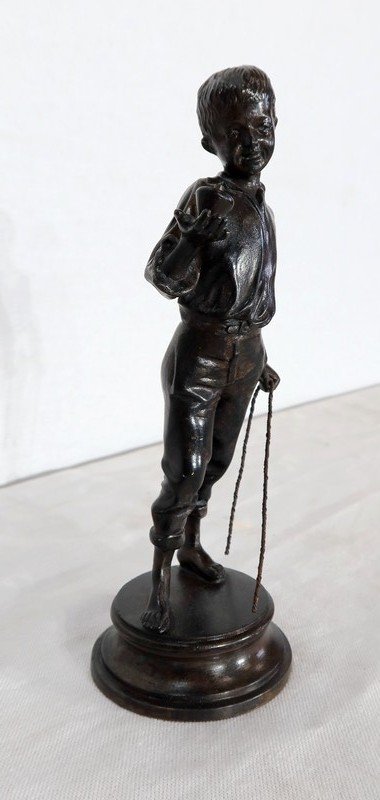  Bronzo "Ragazzo con trottola" - Fine del 19° secolo