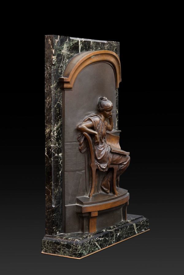 Louis-Ernest Barrias (1841 – 1905) bassorilievo in bronzo "La Lettrice"