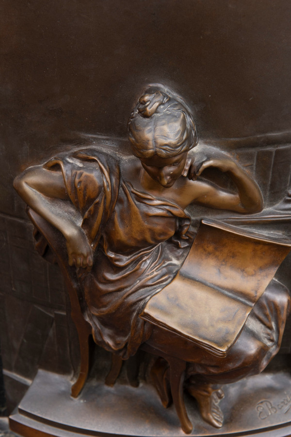 Louis-Ernest Barrias (1841 – 1905) bassorilievo in bronzo "La Lettrice"