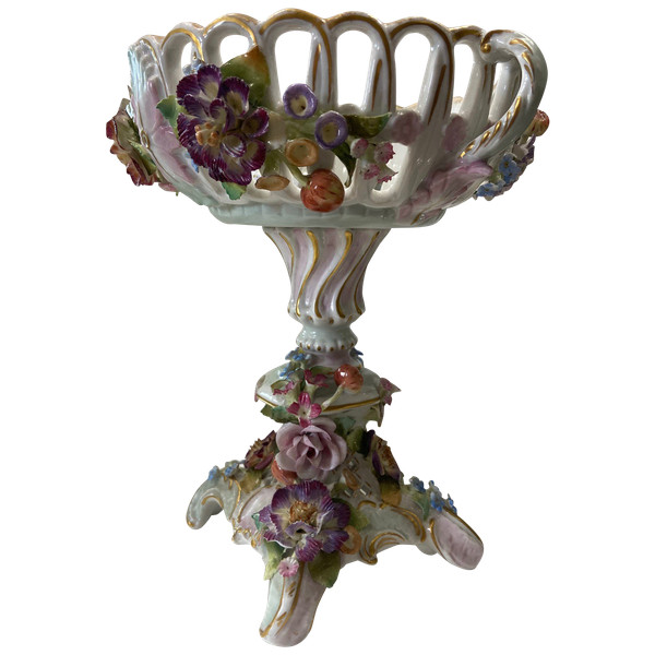 In the taste of Meissen - Fruit bowl with numerous floral decorations - Circa 1900