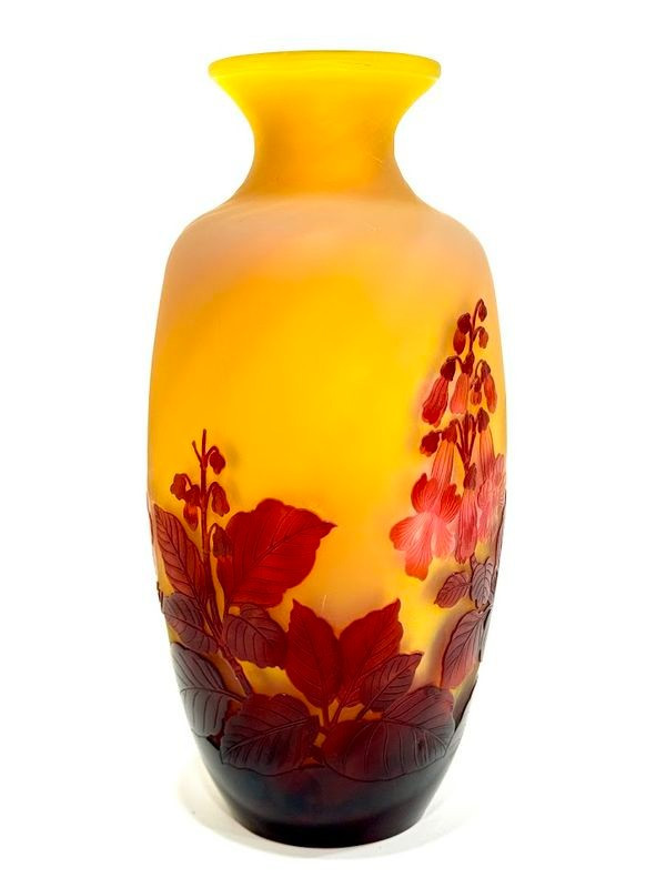 Vaso "Digitales Rouges" di Emile Gallé