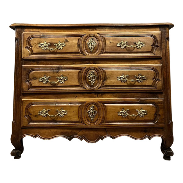 geschwungene Lyoner Kommode aus der Zeit von Louis XV aus massivem Nussbaumholz um 1750