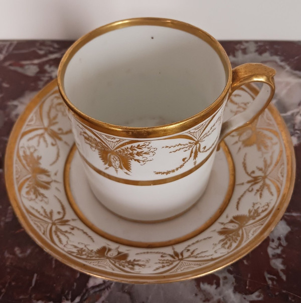 Halley - tasse à chocolat et sa soucoupe - porcelaine - décor à la Salembier - vers 1800