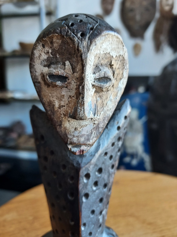 Statuette Lega katamba