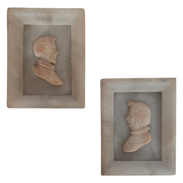 Souvenir du Grand Tour - paire de portraits d'hommes de la Renaissance à la façon de camées - L
