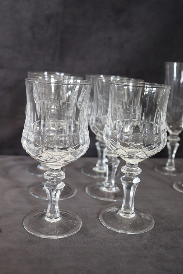 Set aus 18 Kristallgläsern
