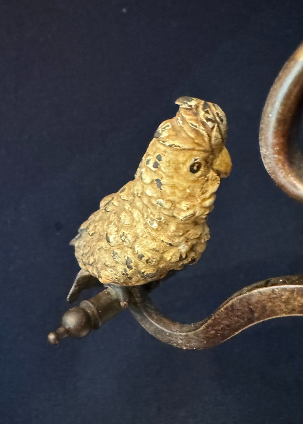 Scultura in bronzo articolata di Vienna "Parrot swing" (cacatua)