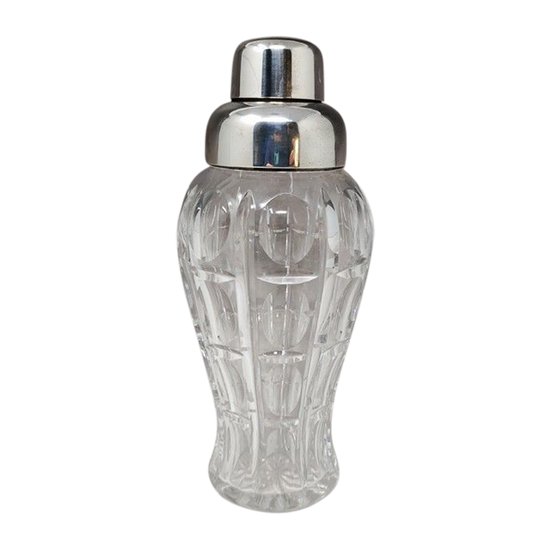1960 Wunderschöner Cocktail-Shaker aus geschliffenem böhmischem Kristall von Masini in ausgezeichnetem Zustand. Hergestellt in Italien
