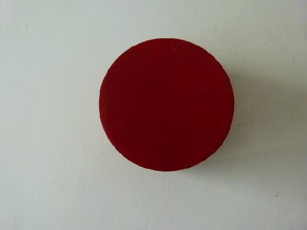 Antique box in red lacquer from China or Indochina