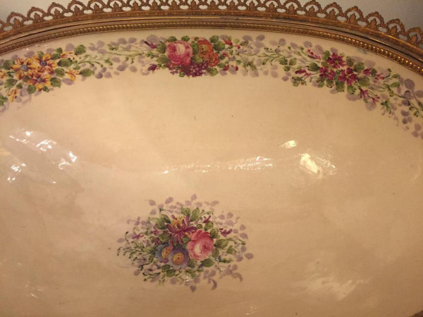 De Sèvres earthenware bowl