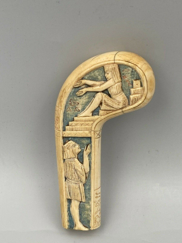 Pommeau de canne polychrome XIXe décor d'Egyptiens Napoléon III