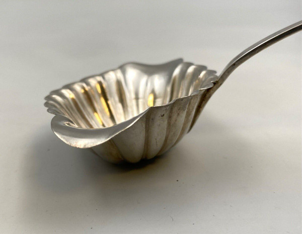 Mestolo da dessert in argento P B Berthier Philippe Minerve Bigorne XIX secolo