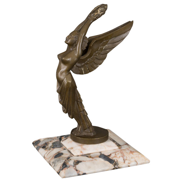 Mascotte La Gloire di H. Molins 1930 patina marrone base in marmo bronzo