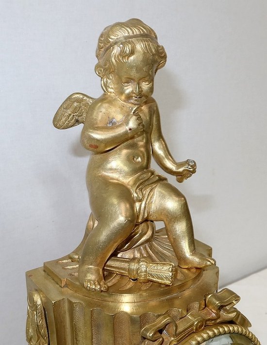Gilded bronze clock, Louis XVI style, Napoleon III period - Mid 19th century