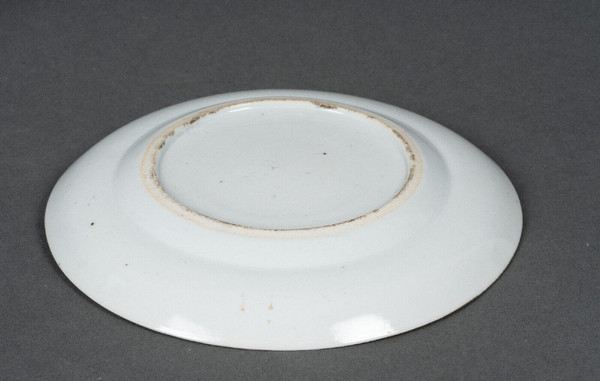 19th century Canton porcelain plate with floral and butterfly design