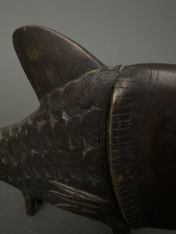 Bronzeskulptur Japan, die einen Karpfen darstellt Fisch XX.