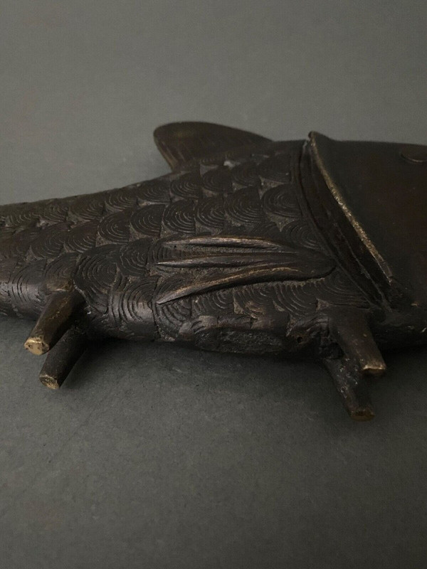 Bronzeskulptur Japan, die einen Karpfen darstellt Fisch XX.