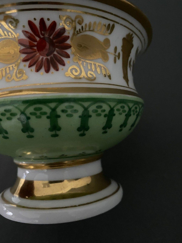 Tasse et sous-tasse en porcelaine de Paris époque Louis-Philippe
