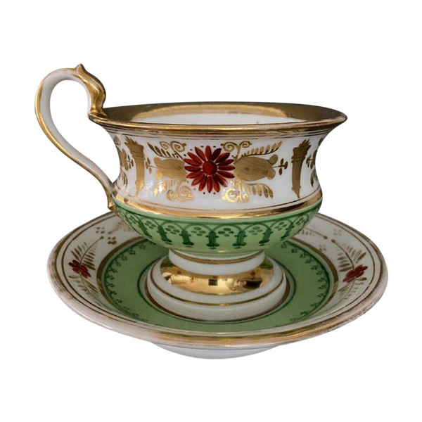 Tasse et sous-tasse en porcelaine de Paris époque Louis-Philippe