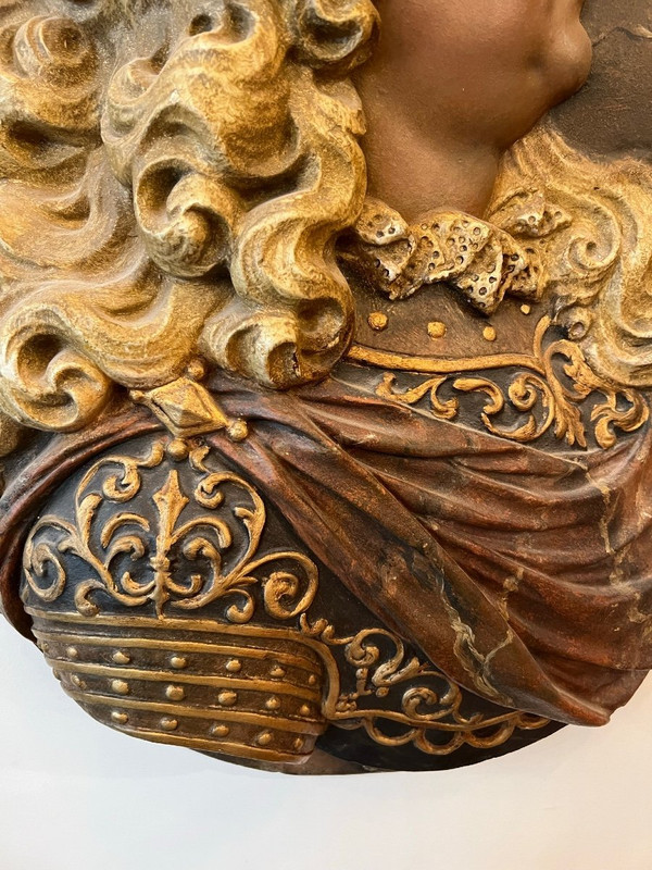 Important Medallion Representing Louis XIV
