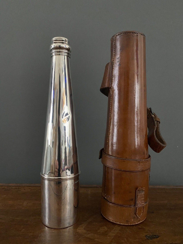 Silver hunting flask Asprey William Thomas Wright and Frederick Davies