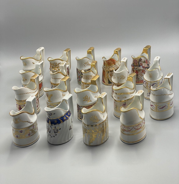 bellissima collezione di brocche per il latte