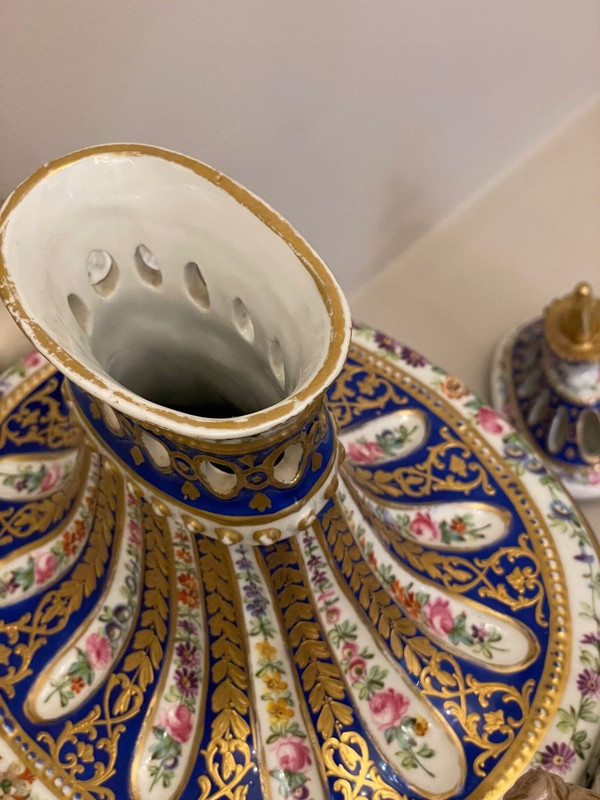 Pot Pourri En Porcelaine De Sèvres