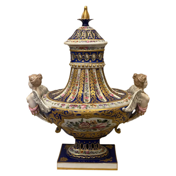 Pot Pourri En Porcelaine De Sèvres