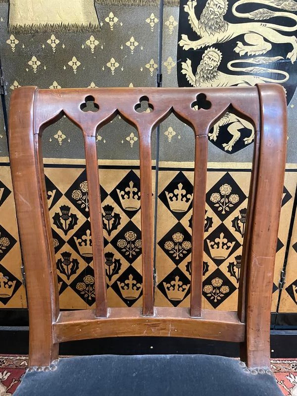 Set of 6 Restoration period chairs