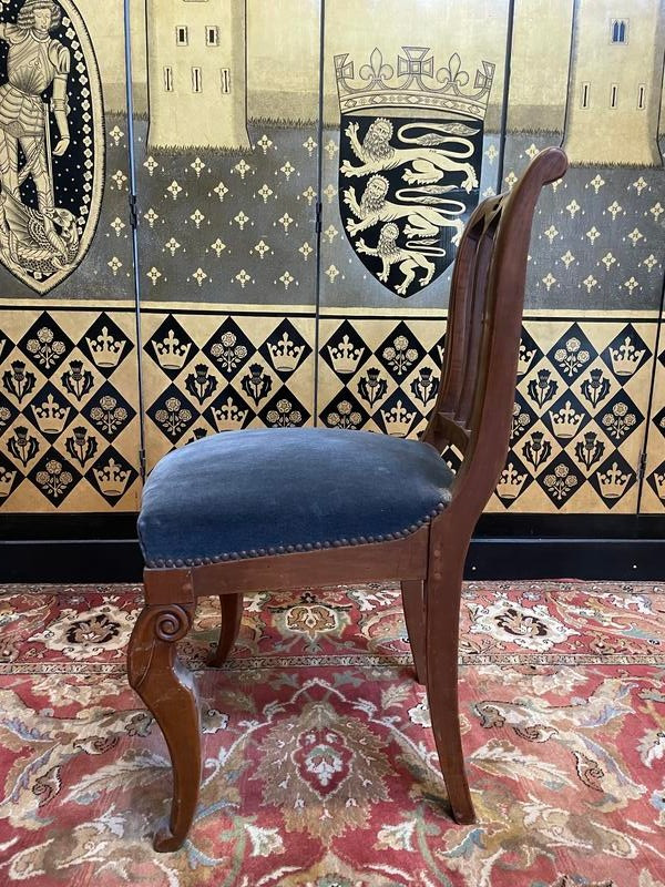 Set of 6 Restoration period chairs