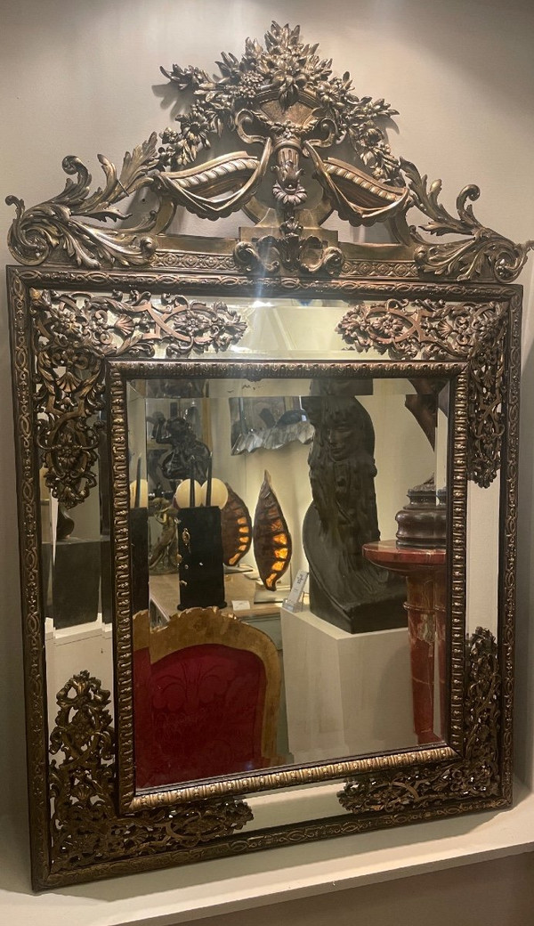 Grande specchio in bronzo in stile Luigi XVI
