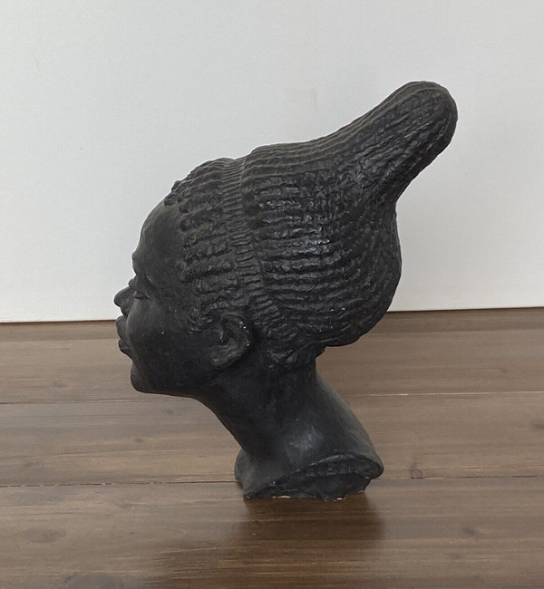Scultura africaniste atelier femme à la chevelure 1940 di G. Bel