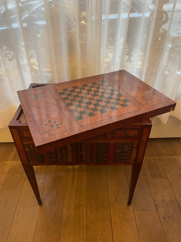 Tavolo da gioco del XIX secolo in intarsio