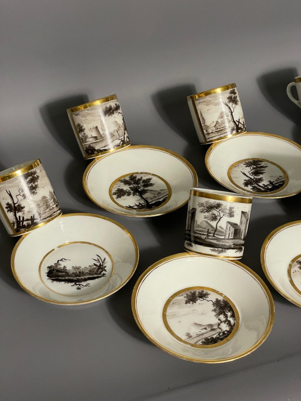 Kaffeeservice aus Porzellan im Empire-Stil, Landschaftsdekor in Grisaille