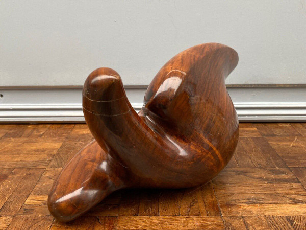 Sculpture en bois forme libre moderniste 1960