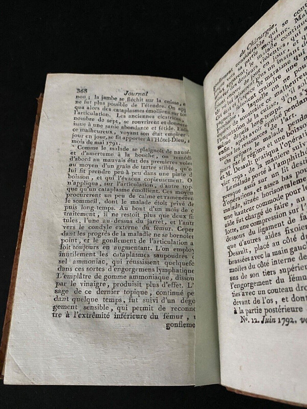 11 Bände medizinische Bücher Osteologie Chirurgie Chemie Nosographien 1790