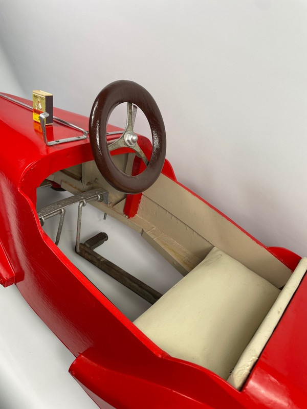 Children's Pedal Carriage