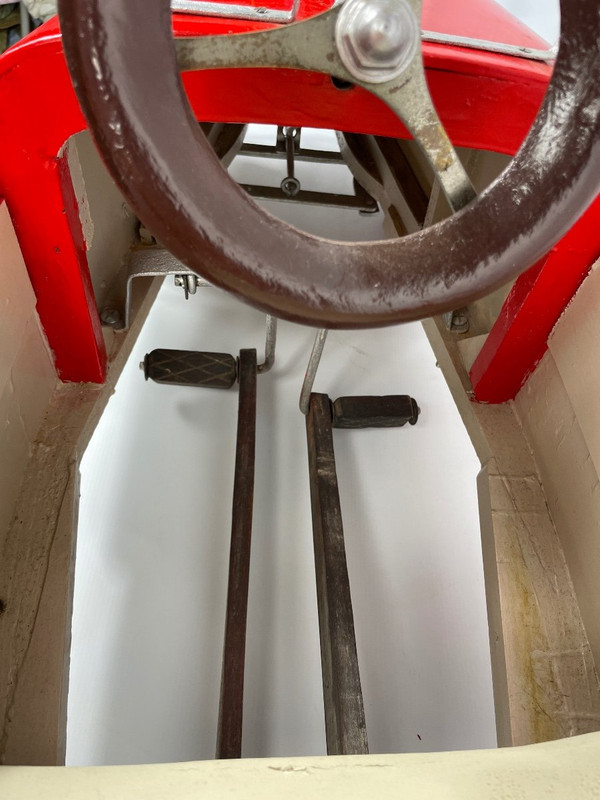 Children's Pedal Carriage