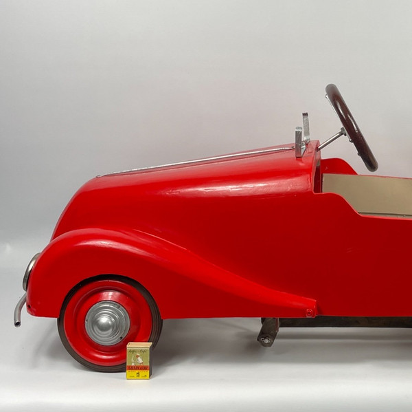 Children's Pedal Carriage