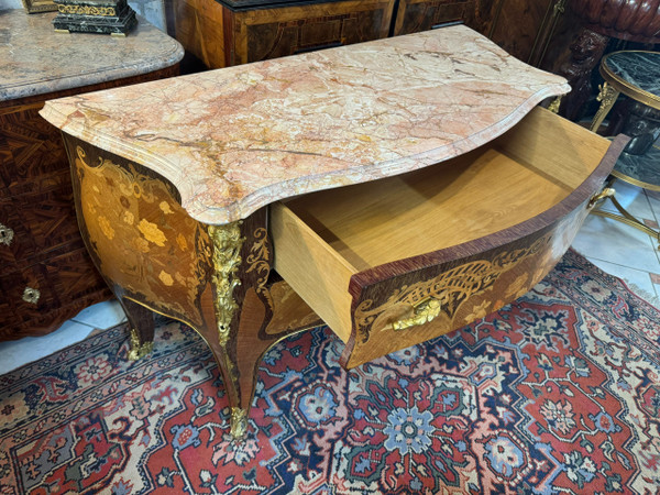 COMMODE SAUTEUSE EN MARQUETERIE de style LOUIS XV – début 20ème -