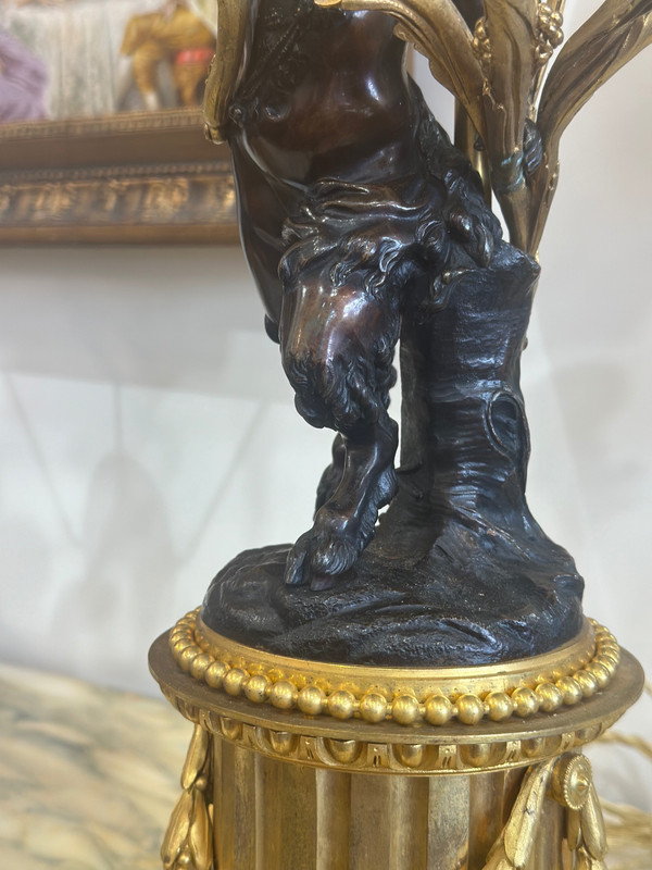 Une Importante Paire De Lampes En Bronze Doré circa 1880