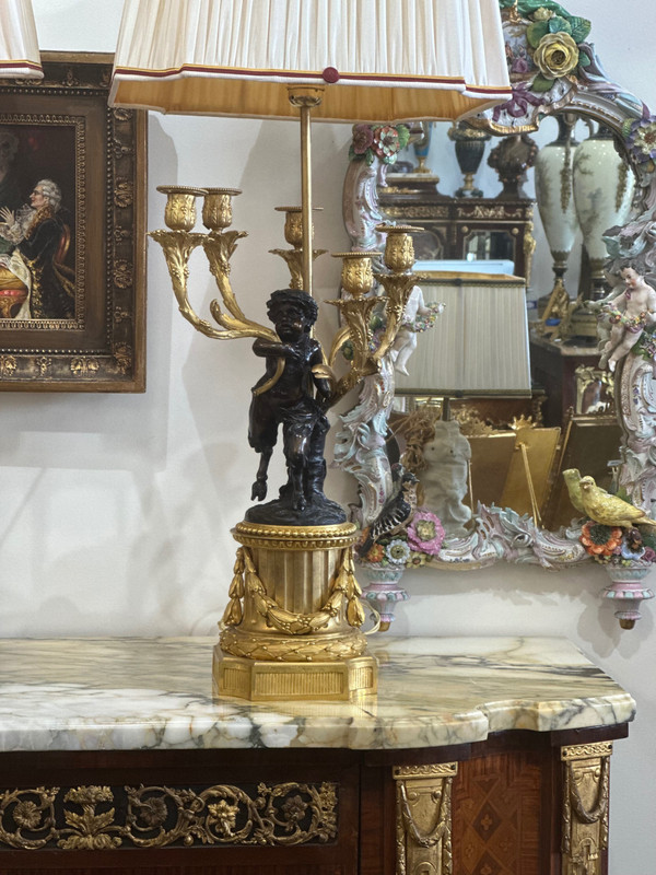 Une Importante Paire De Lampes En Bronze Doré circa 1880