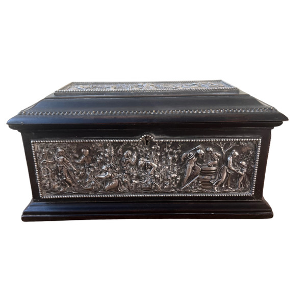 Ebony Box with Repoussé Silver Metal Plate - Representation of the 4 Seasons - 19th Century
