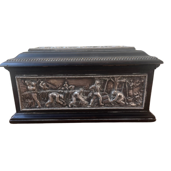 Ebony Box with Repoussé Silver Metal Plate - Representation of the 4 Seasons - 19th Century