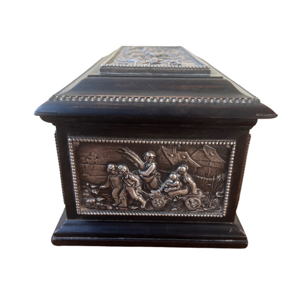 Ebony Box with Repoussé Silver Metal Plate - Representation of the 4 Seasons - 19th Century