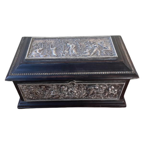 Ebony Box with Repoussé Silver Metal Plate - Representation of the 4 Seasons - 19th Century