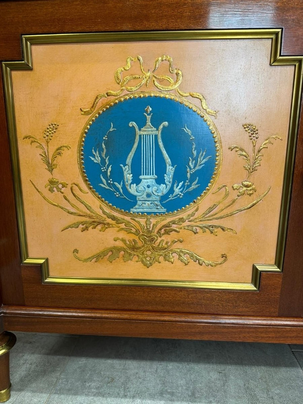 BUFFET IN STILE LUIGI XVI
