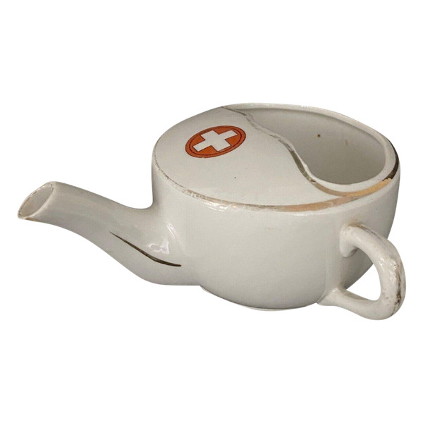 Porcelain sick bottle Red Cross war of 14-18