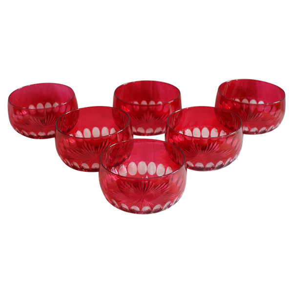 Set of 6 bowls, ramekins in Baccarat crystal cut with red pink overlay