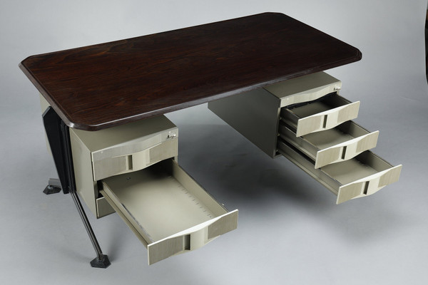 Grande scrivania “ARCO” per Olivetti di BBPR
